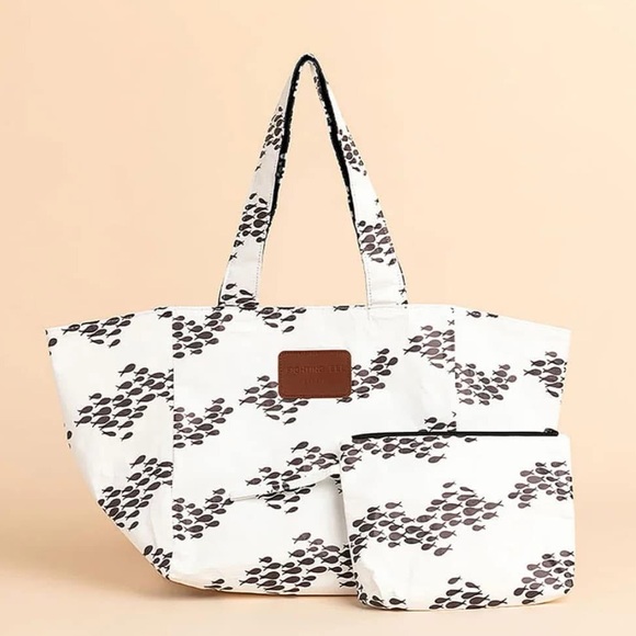 NWT Large Reversible Tote Black/Sugar Fish - Picture 3 of 5